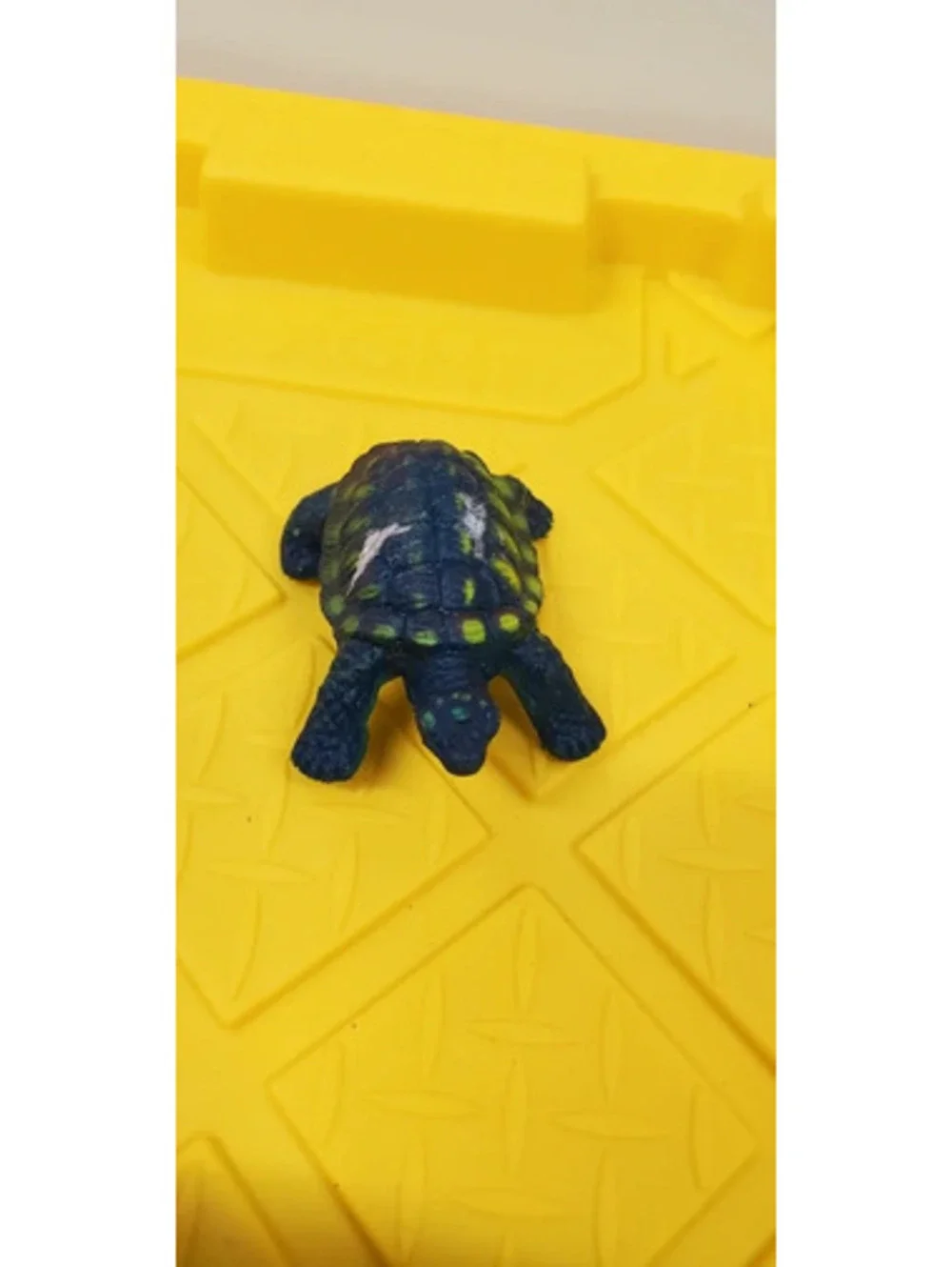Green Sea Turtle Toy Figure Realistic Animal Figurine Collectible Decor
